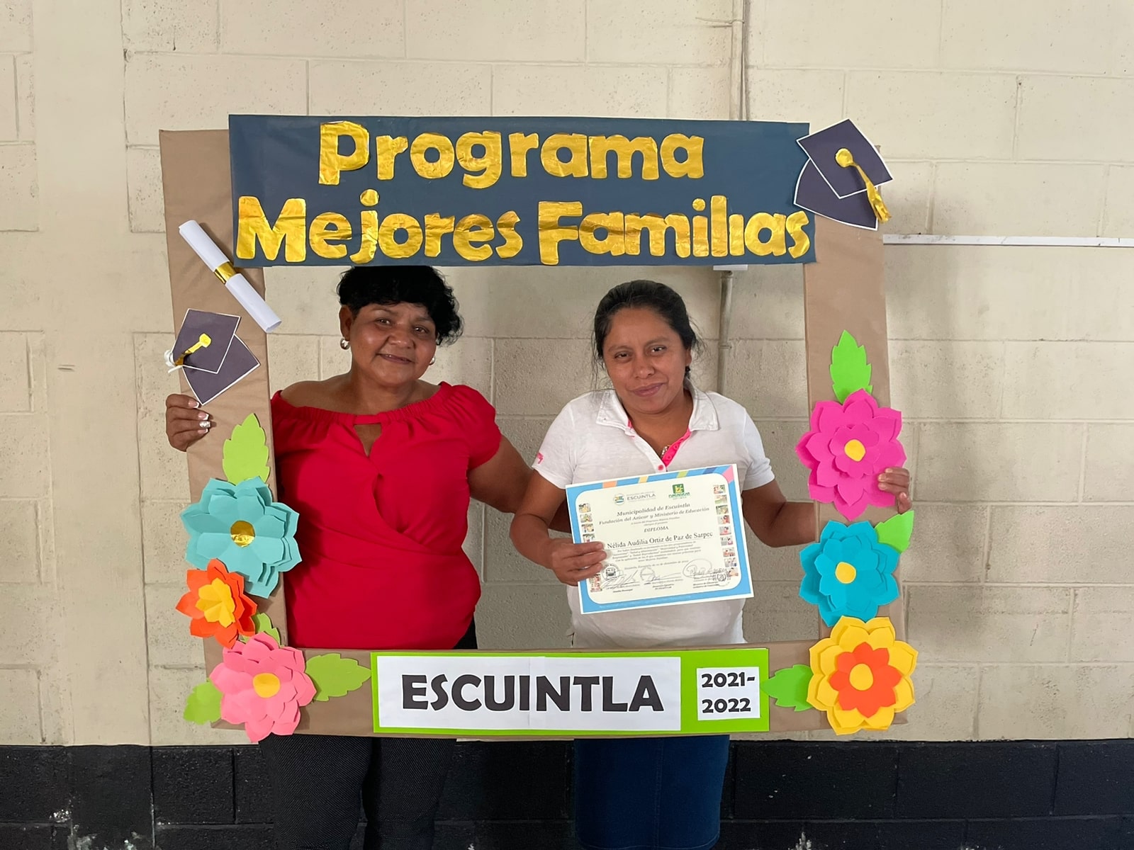 Programa Mejores Familias gradúa a 325 mujeres de 15 comunidades en Escuintla